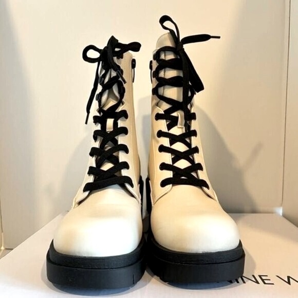 Nine West Juna3 Combat Boots Ivory Lace-Up Chunky Heel Ankle Boots| Size 9 shoes - Picture 8 of 13